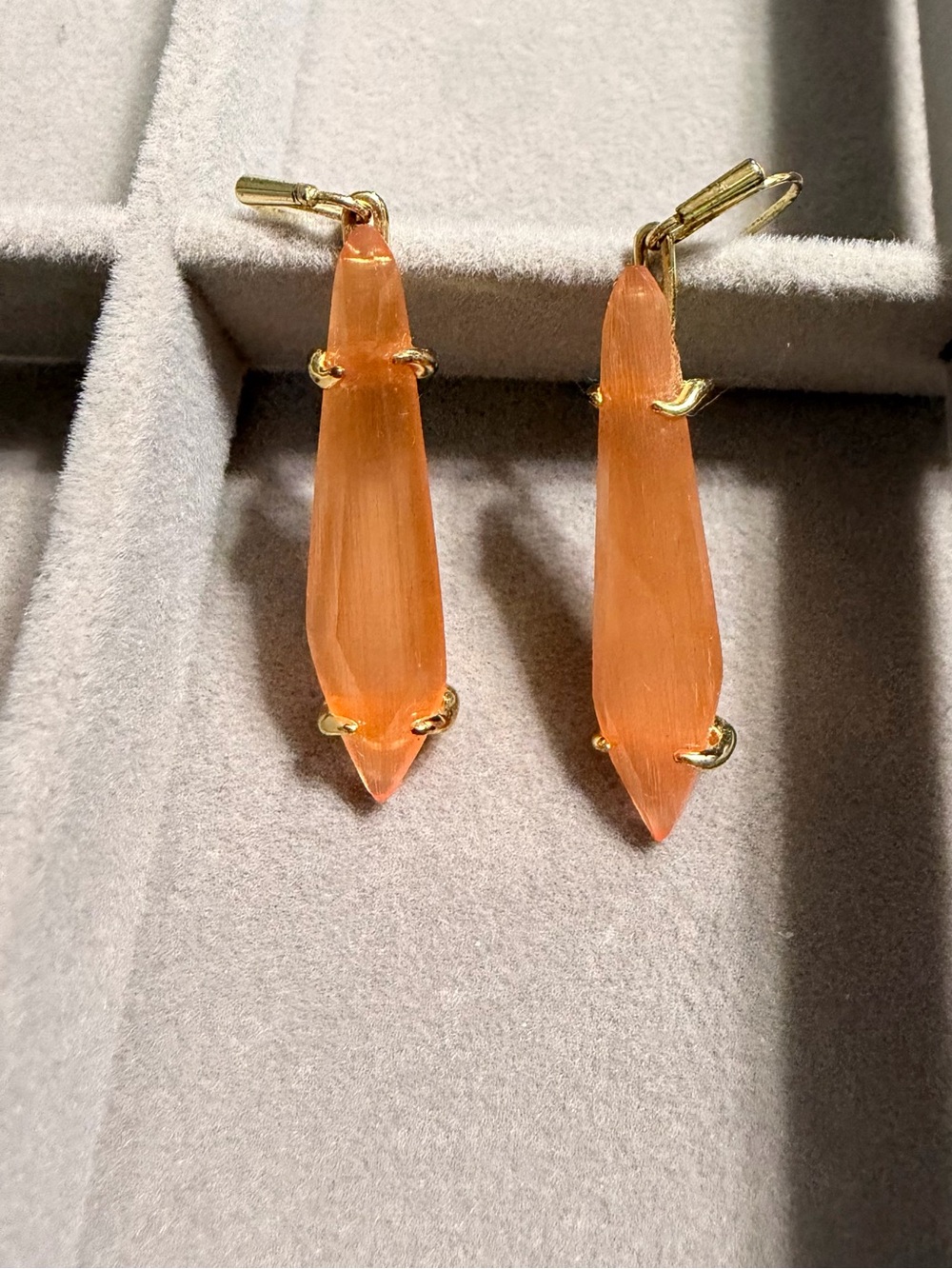 Kendra Scott Alice Drop Earrings in the Coral Cat's Eye glass stone